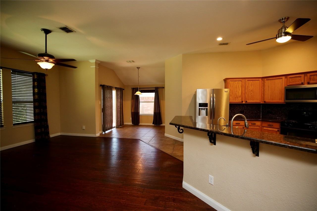 5708 Calf Creek Dr - Photo 6 of 15