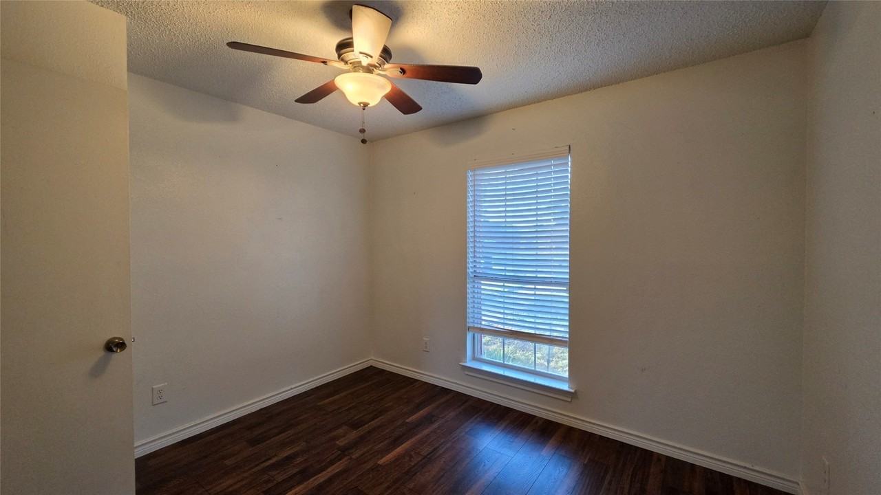 4415 Haverhill Ln - Photo 6 of 23
