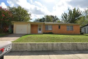 featured image of 1212 Belvedere Dr