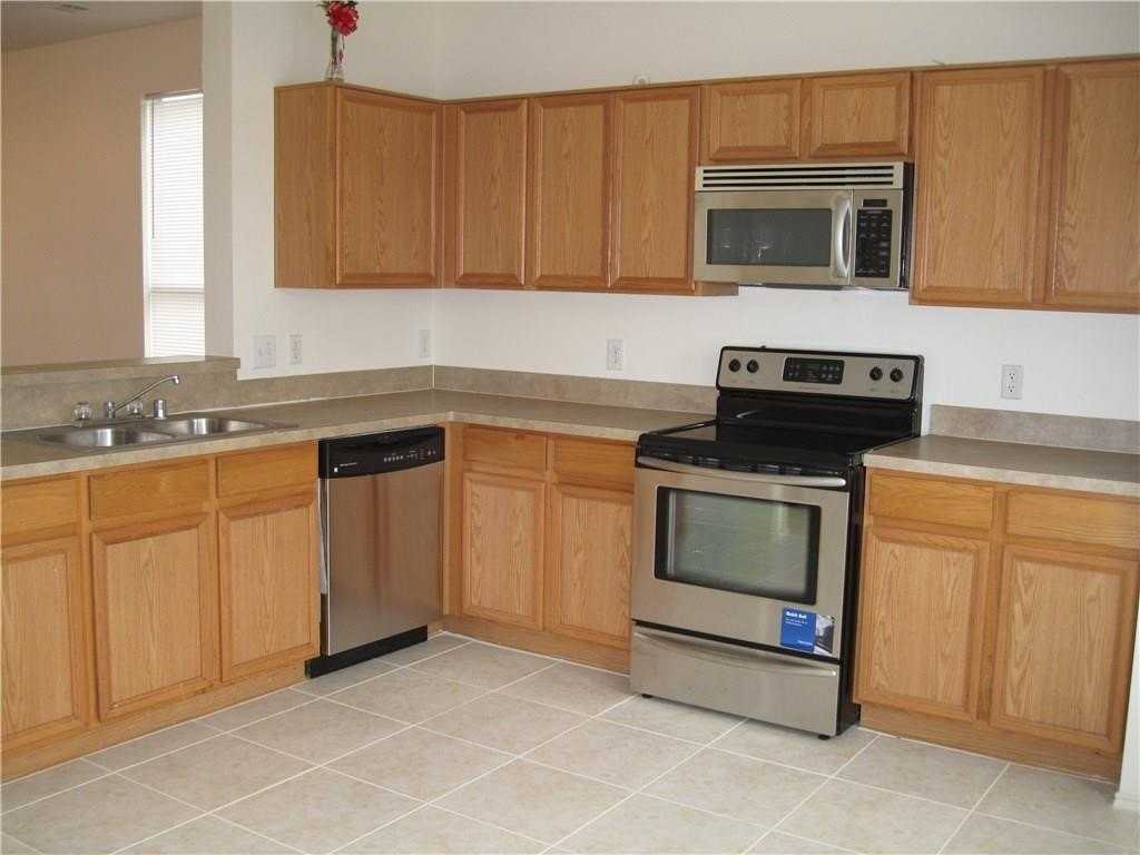 826 Greene Way - Photo 4 of 15