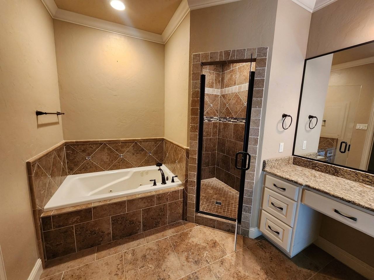 361 Dodd St - Photo 3 of 12