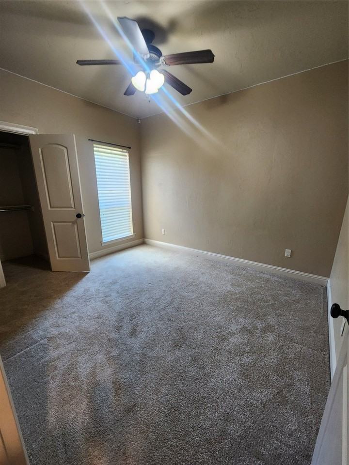 361 Dodd St - Photo 7 of 12