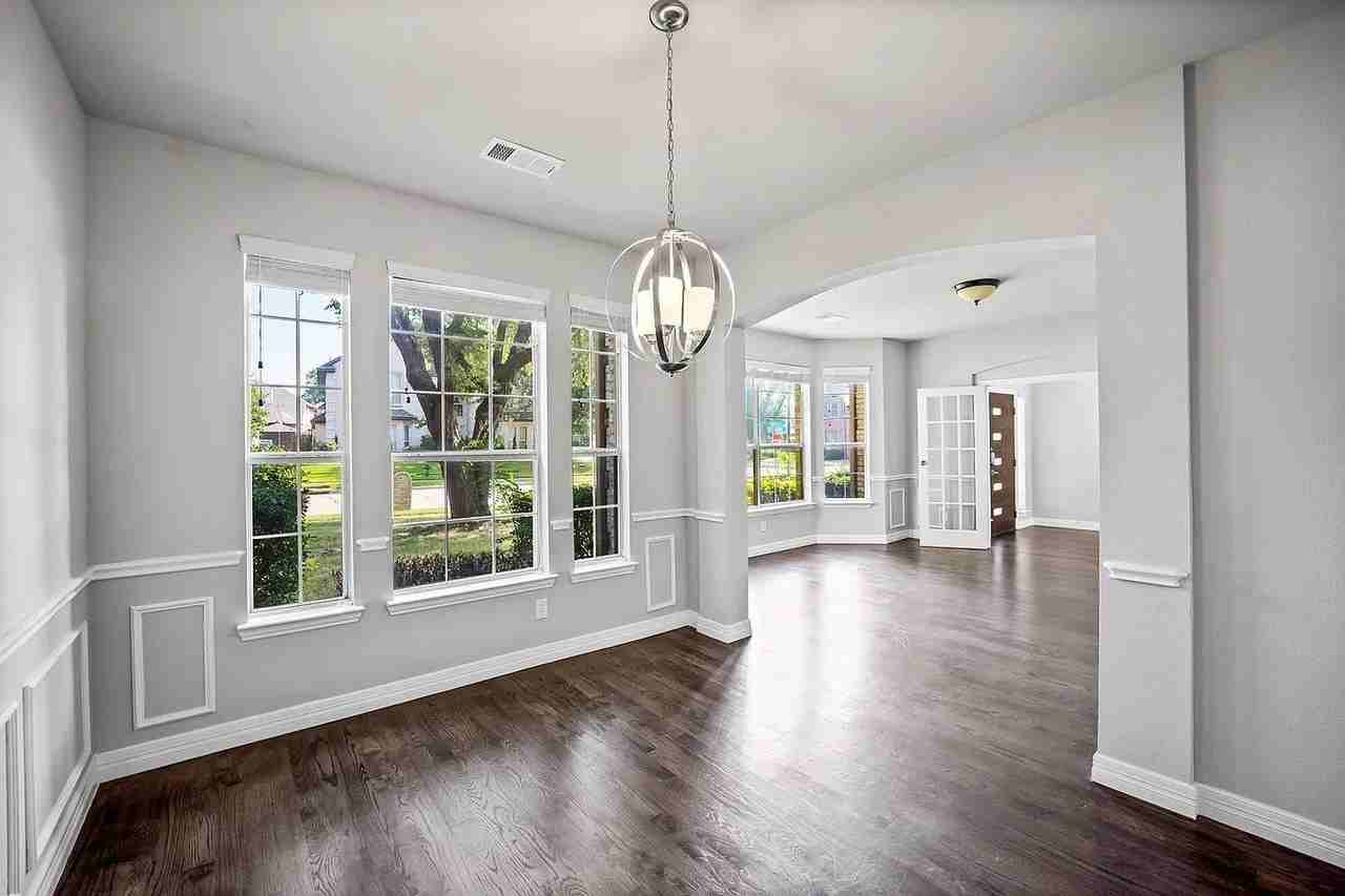 1056 E Seminole Trl - Photo 7 of 20