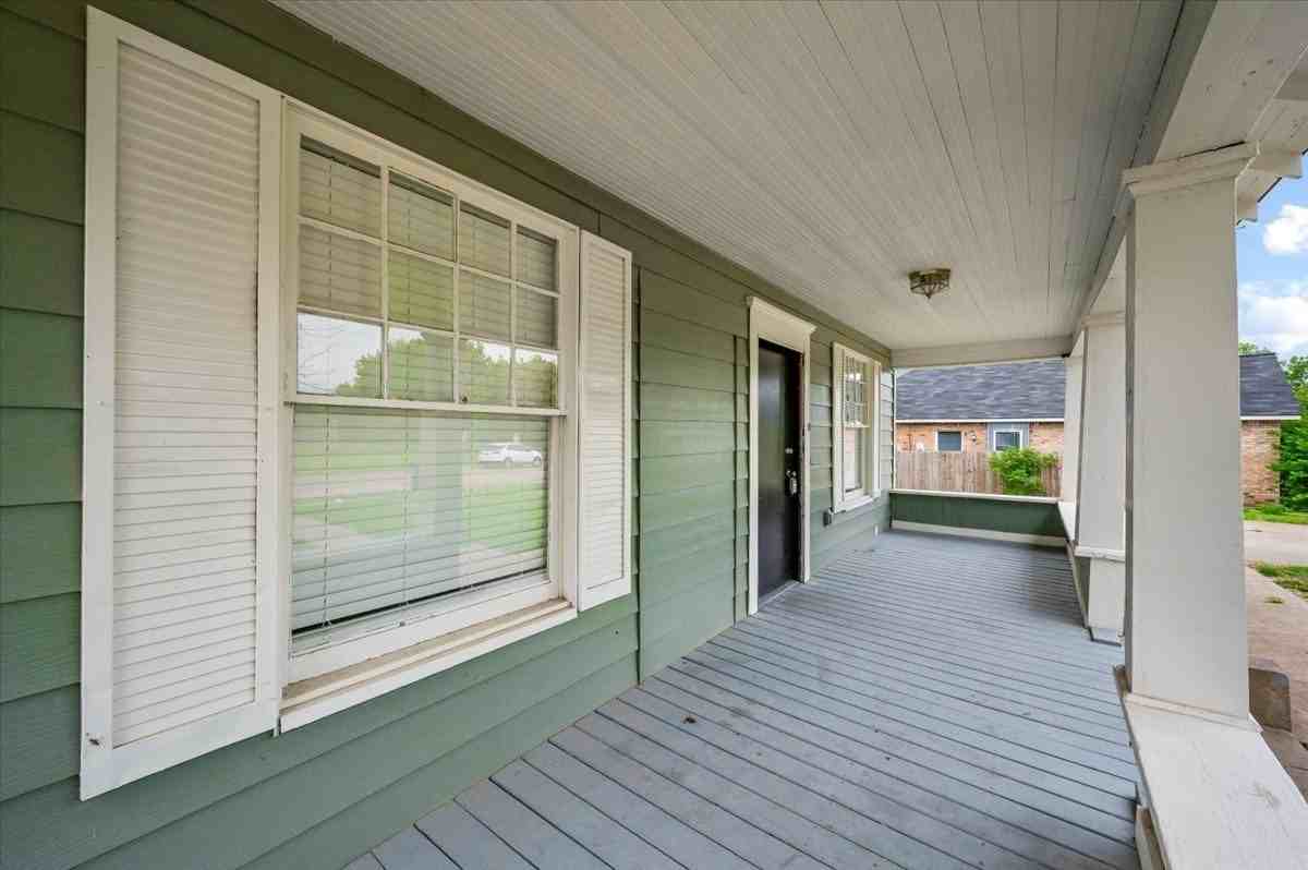 244 Dunlap St - Photo 7 of 40