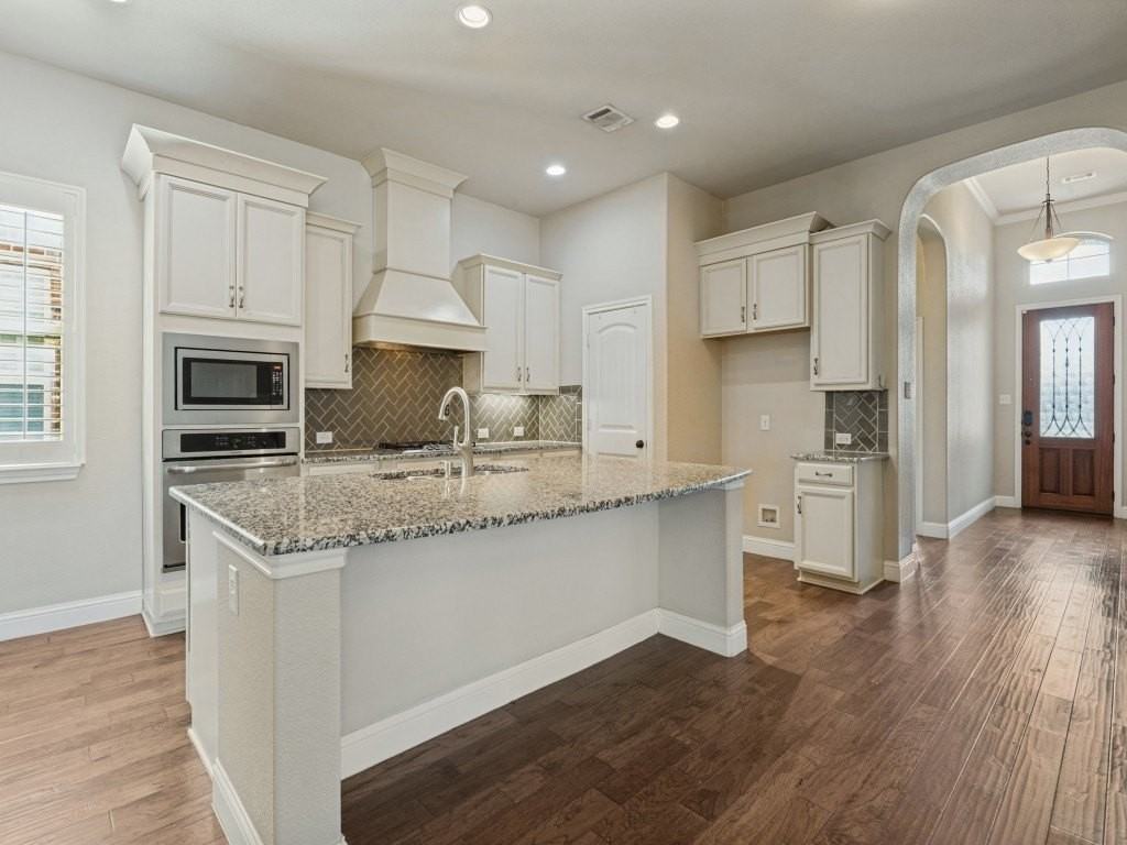 8212 Whistling Duck Dr - Photo 4 of 12