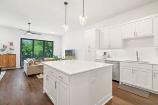 160 W Canty St #203 - Photo 1 of 1