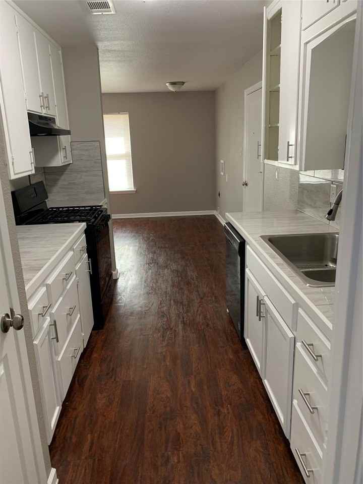616 Mesquite Ave - Photo 6 of 12