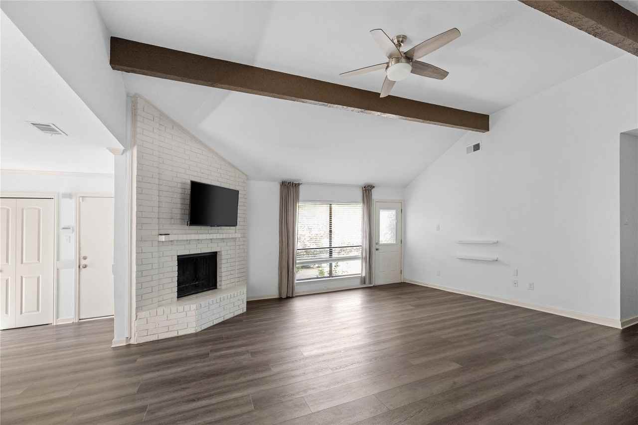 1317 Seabrook Dr - Photo 7 of 22