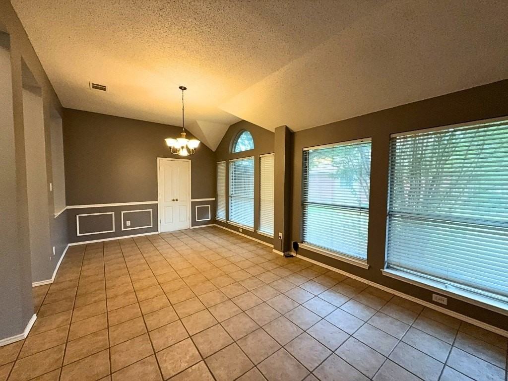 2818 Pecan Meadow Dr - Photo 6 of 24