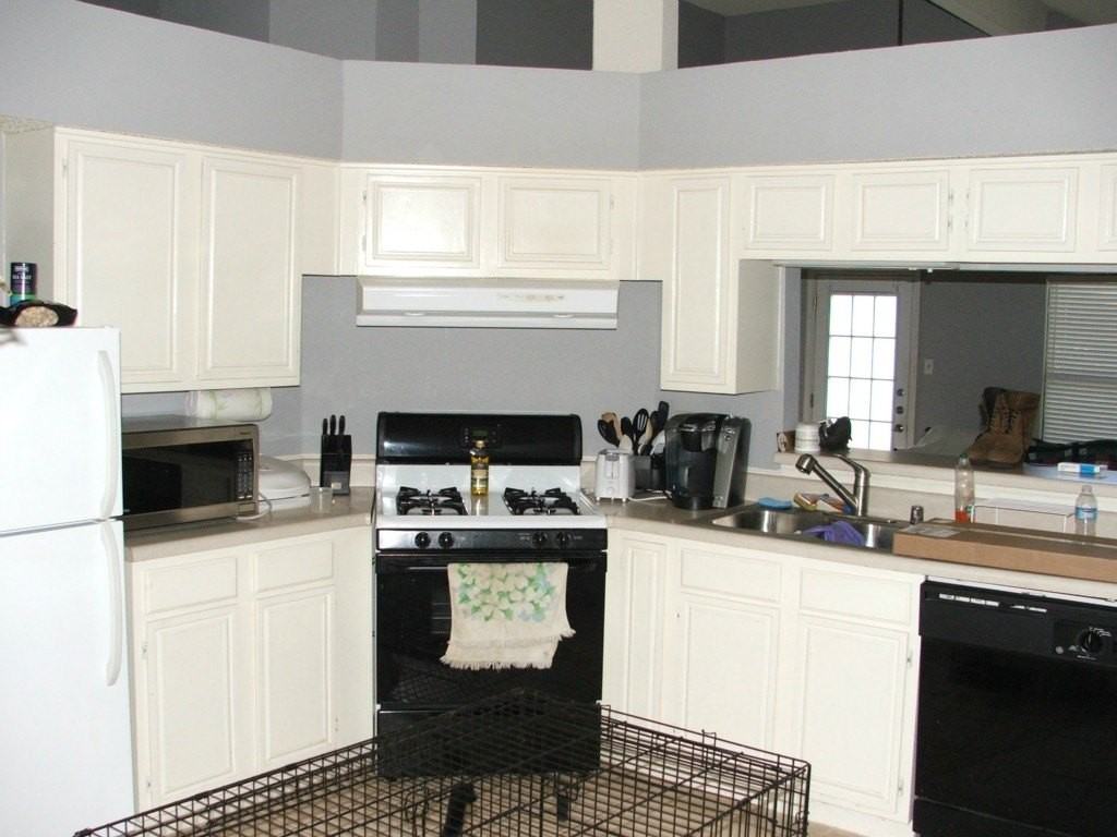 2105 Flamingo Dr - Photo 5 of 6