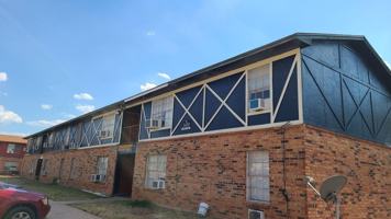 featured image of 2410 N Willis St #148