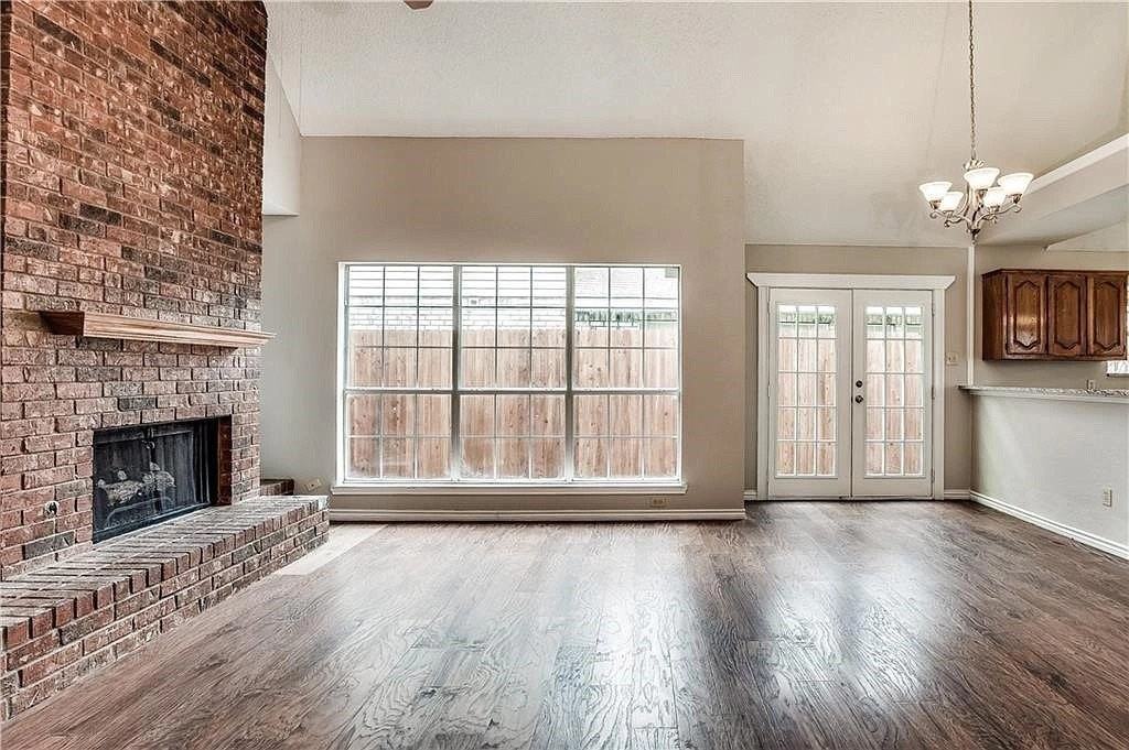2134 Arbor Creek Dr - Photo 3 of 15