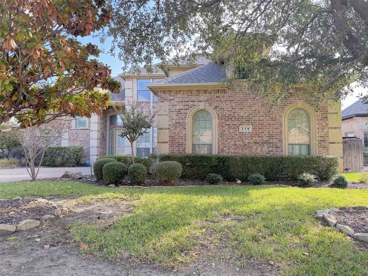 116 Trinity Ct - Photo 2 of 36