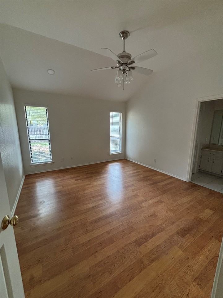 9 High Life Cir - Photo 2 of 23