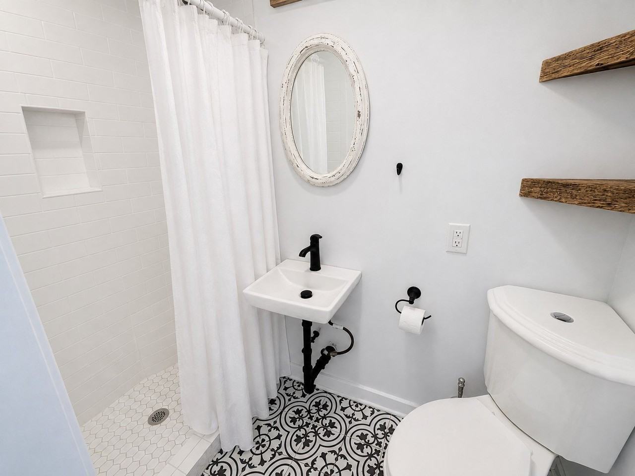 1004 Cordell St #A - Photo 6 of 15