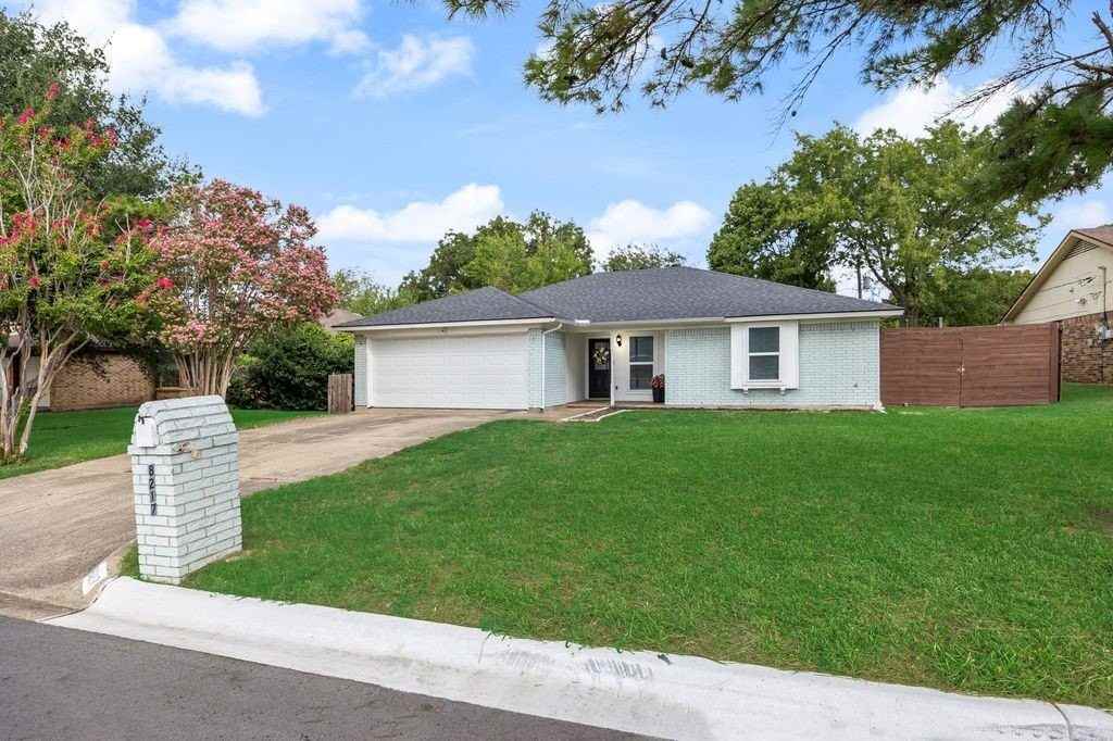 8217 O Brian Way - Photo 2 of 21