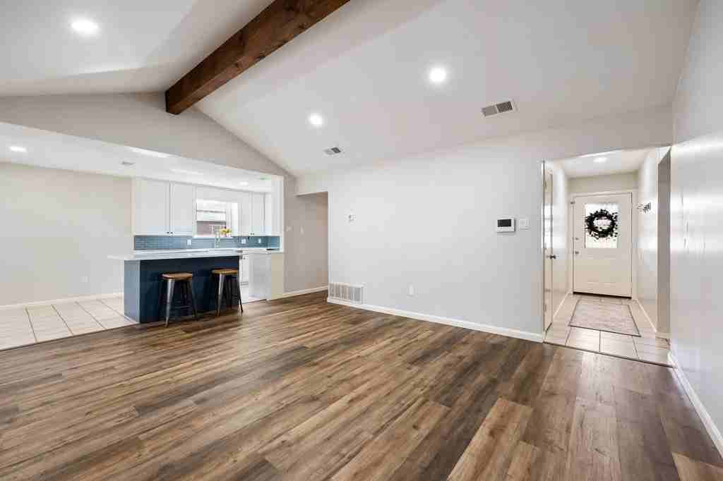 8217 O Brian Way - Photo 4 of 21