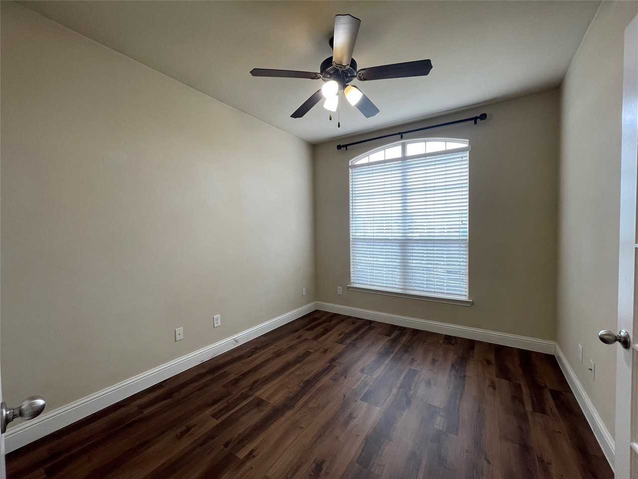 3104 Flowering Springs Dr - Photo 2 of 21