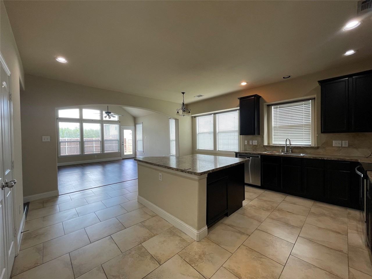 3104 Flowering Springs Dr - Photo 5 of 21