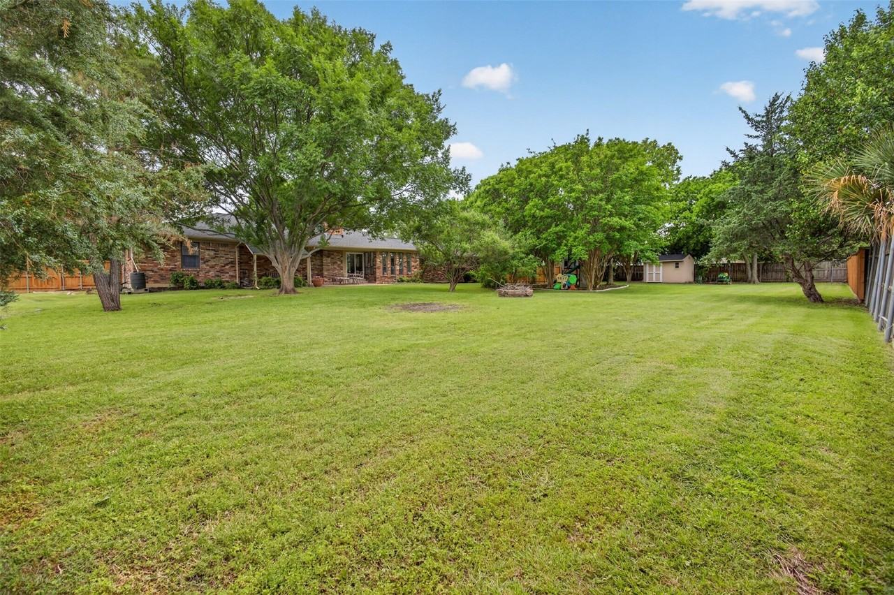 4607 Sachse Rd - Photo 4 of 36