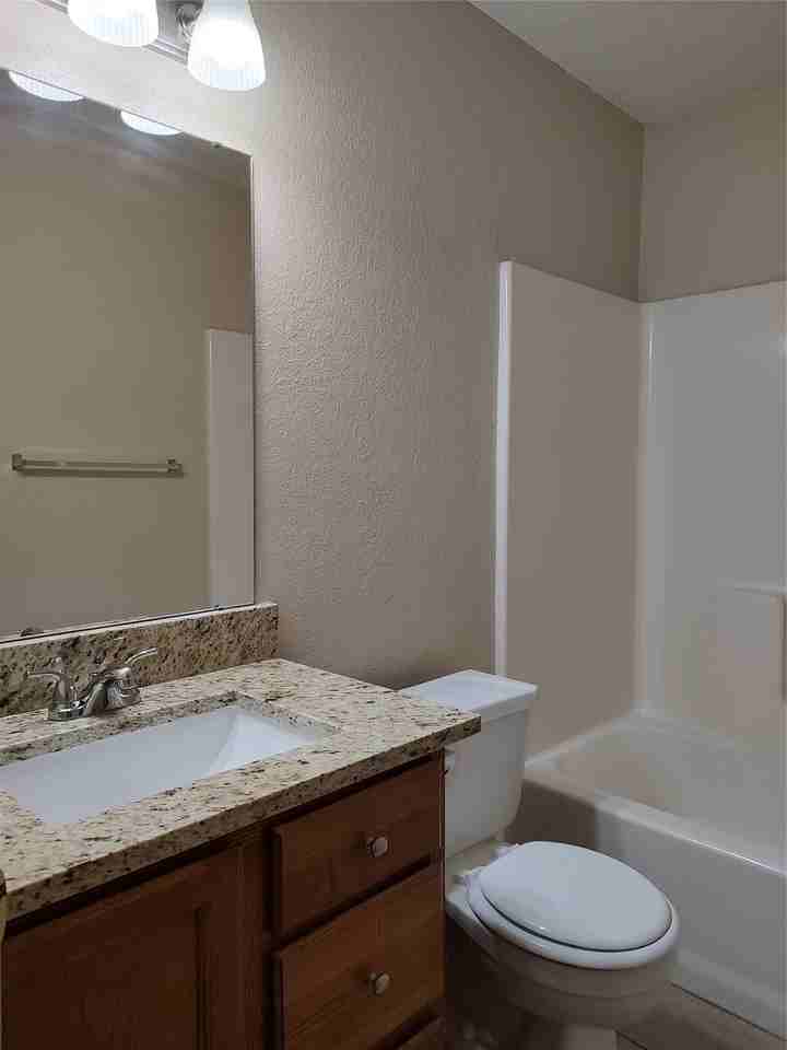 5708 Cancun Dr - Photo 6 of 7