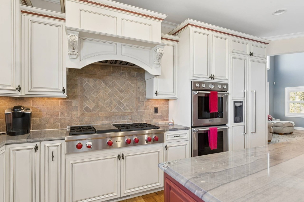 73 Startop Dr - Photo 6 of 38