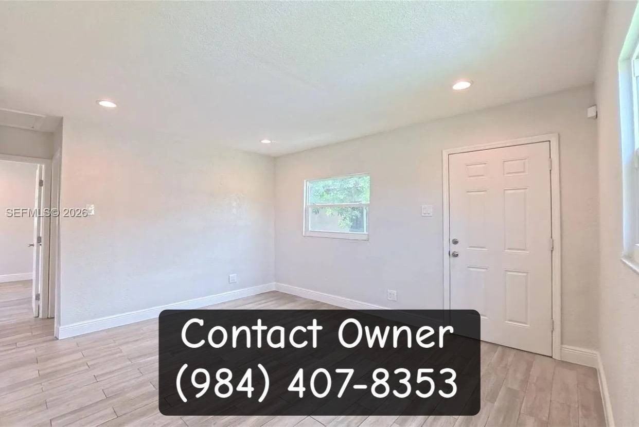 3176 Nw 55th St - Photo 4 of 11