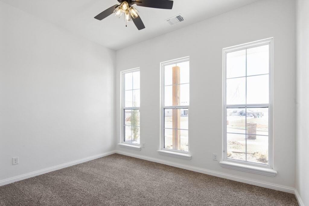 2433 Nw 179th St - Photo 6 of 21