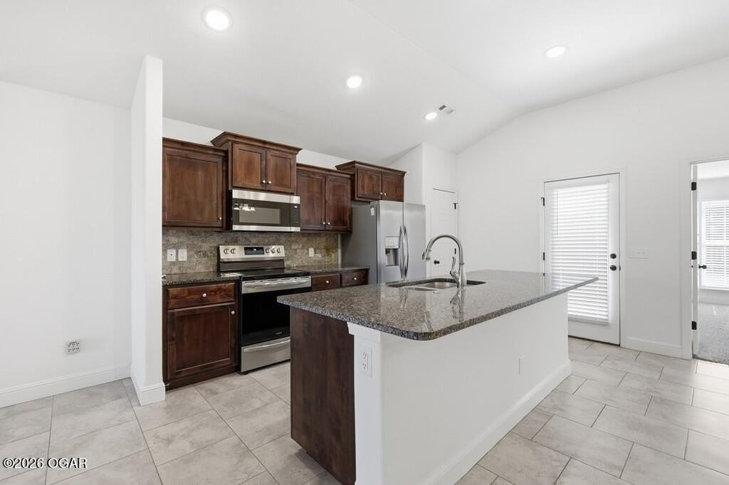 4606 W 27th St - Photo 4 of 15