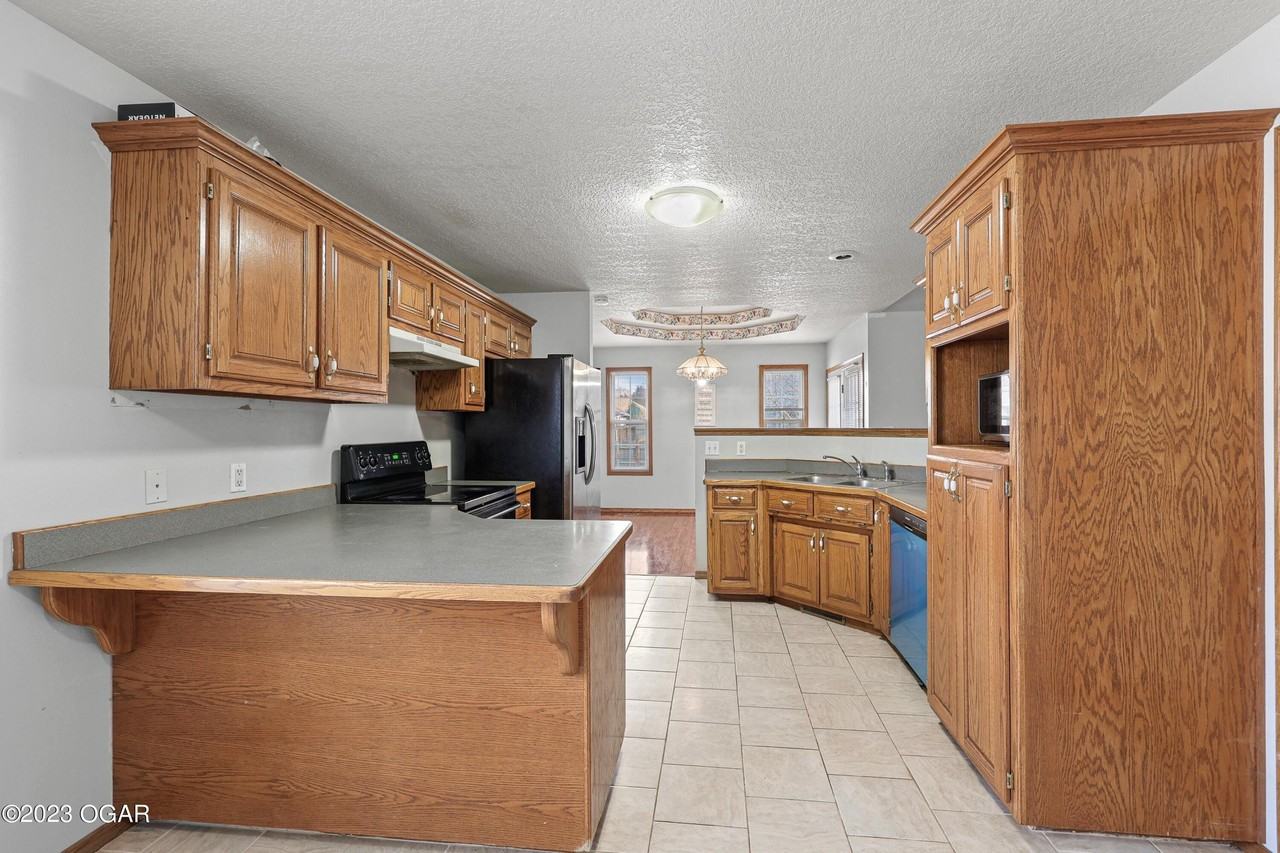 3509 Ferguson Rd - Photo 4 of 25