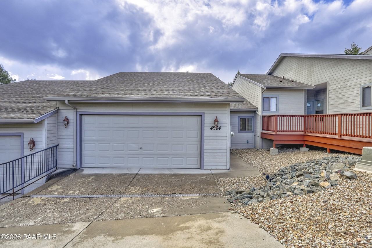 4964 Summit Cir - Photo 2 of 22