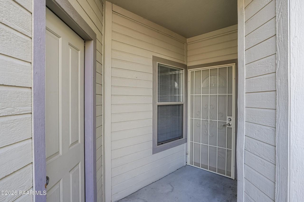 4964 Summit Cir - Photo 3 of 22
