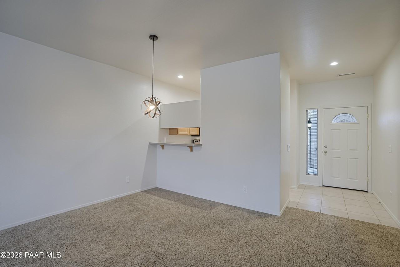 4964 Summit Cir - Photo 5 of 22