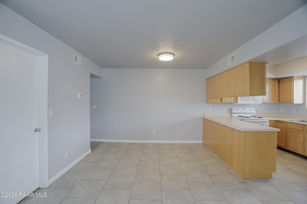 6120 Antelope Villas Cir #212 - Photo 4 of 18