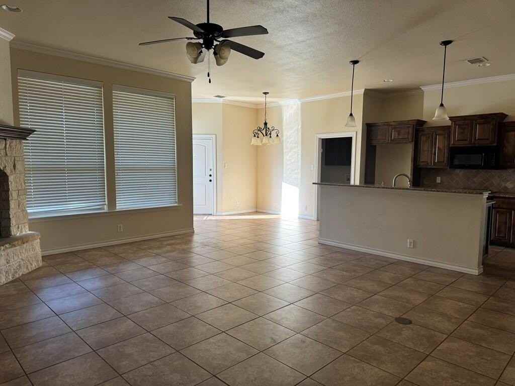 5915 Pedernales Dr - Photo 2 of 15