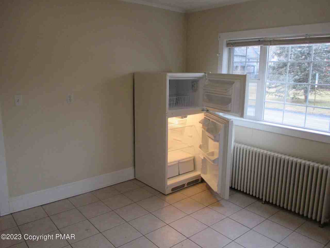 128 Broad St #1A - Photo 7 of 14