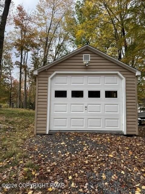 113 Cardinal Ln - Photo 4 of 25