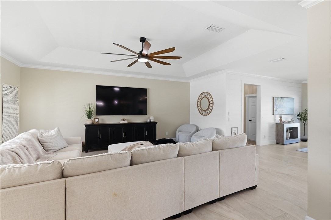 16 Sailfish Rd - Photo 5 of 34