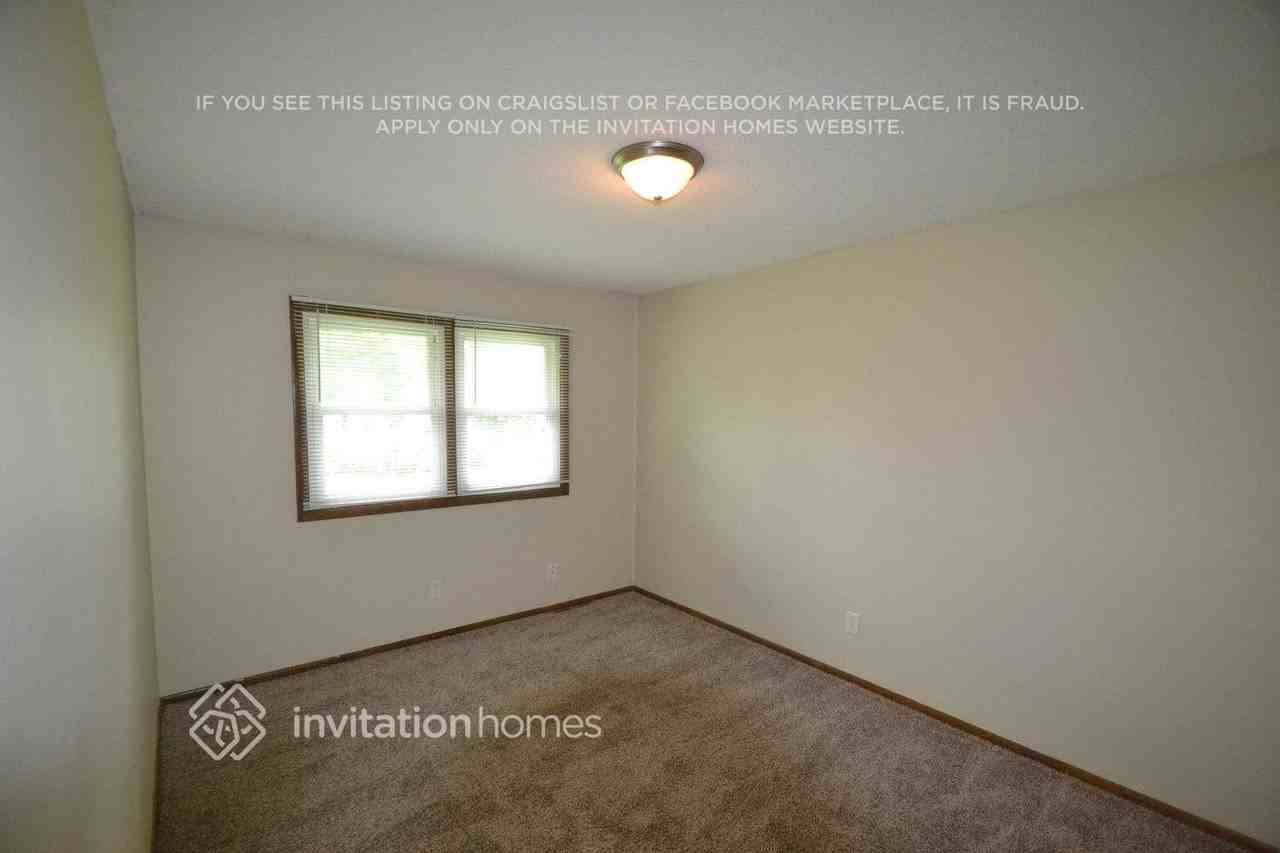 6316 68th Ave N - Photo 7 of 10