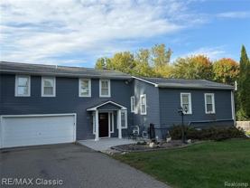 290 Shamrock Hl - Photo 1 of 1
