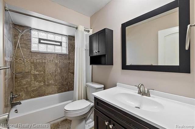 3360 Wolverine Dr - Photo 7 of 13
