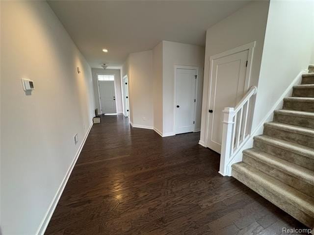 6280 N Trailwoods Dr - Photo 2 of 35