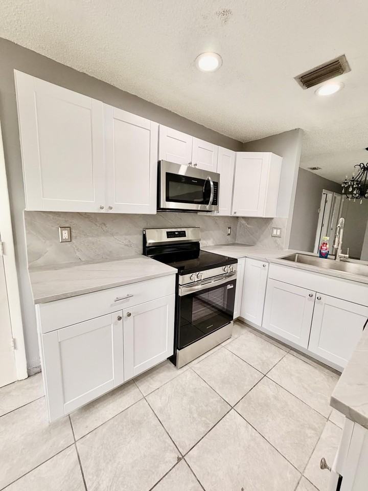 5580 Boynton Pl - Photo 7 of 21