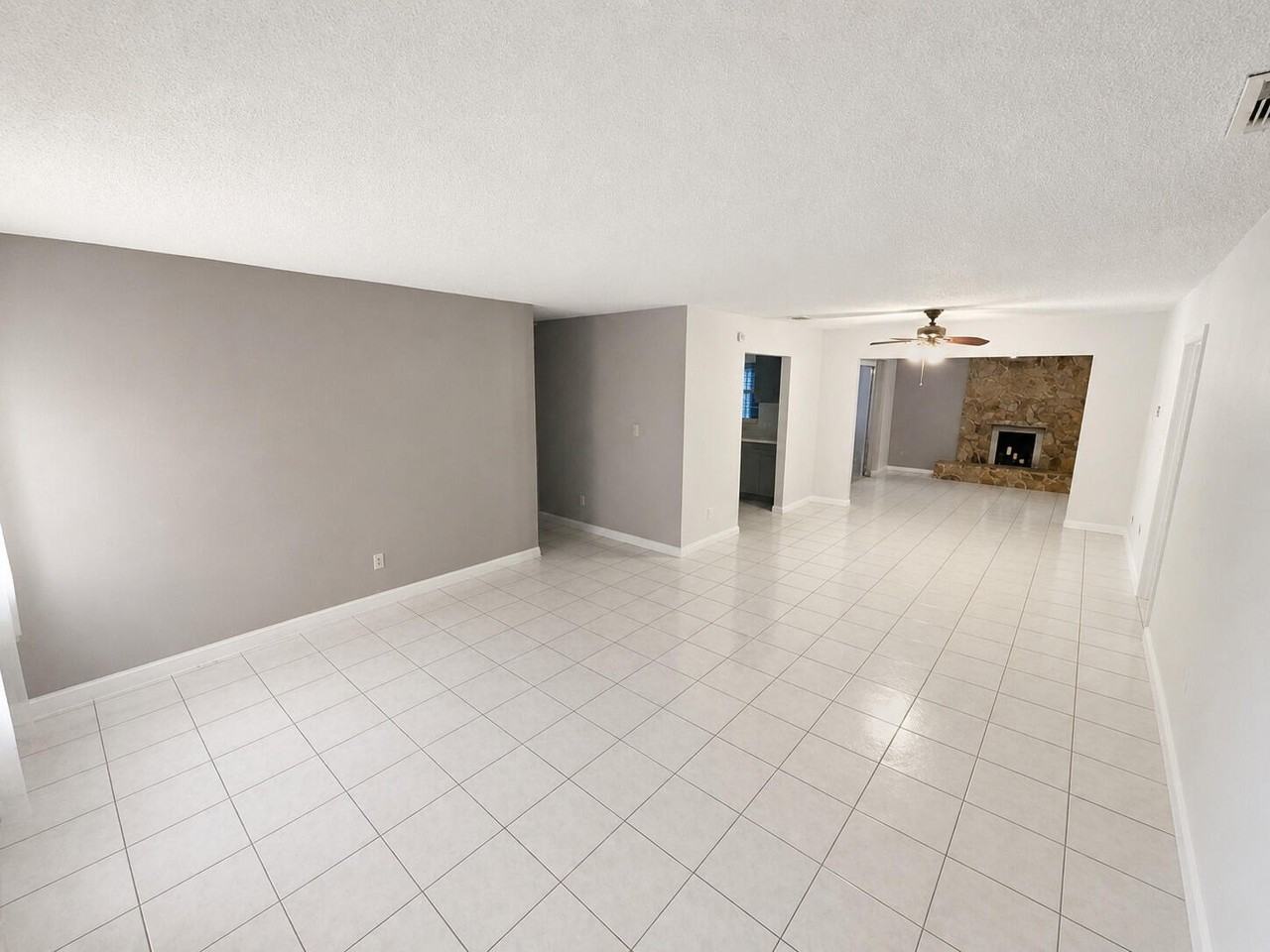 3033 Sw Collings Dr - Photo 4 of 21