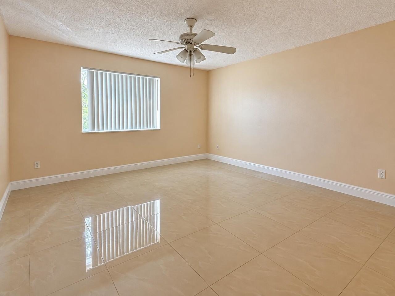 2620 S University Dr #311 - Photo 6 of 15