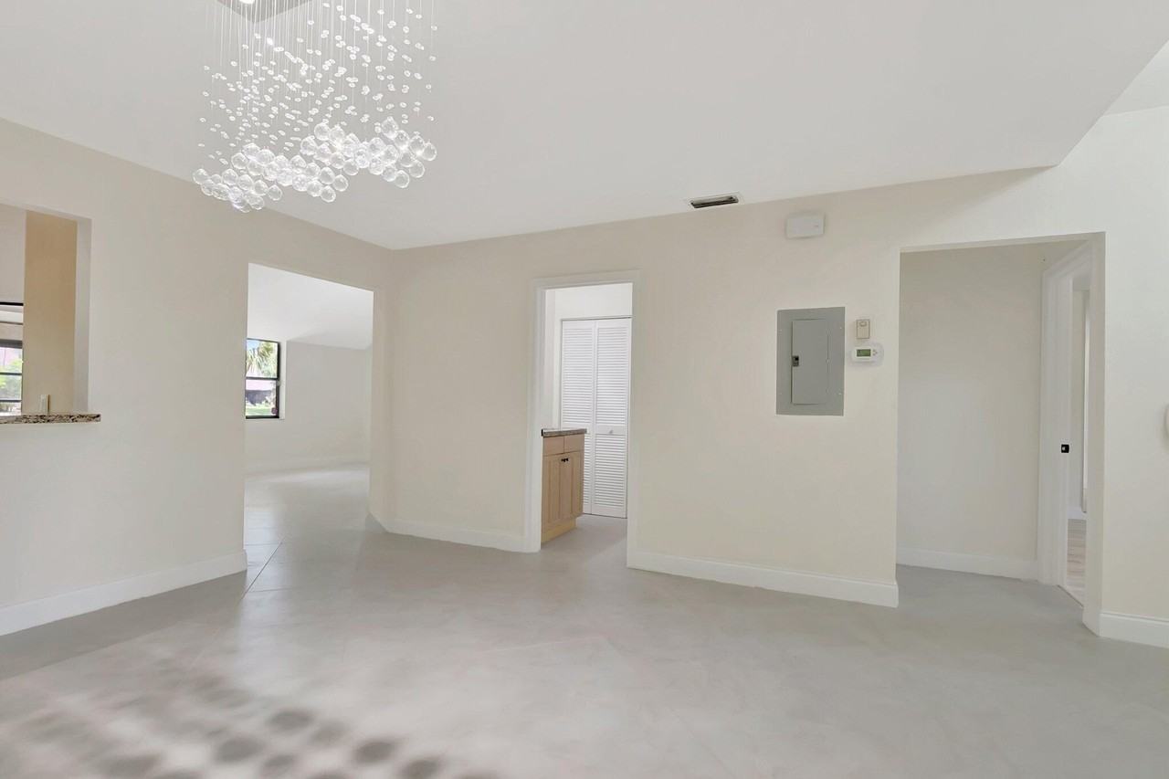9258 Ketay Cir - Photo 7 of 44