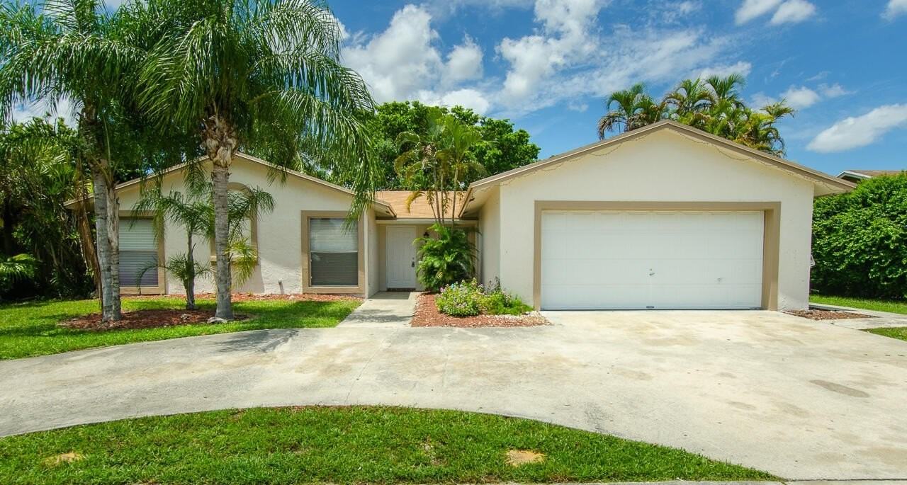10953 Winding Creek Ln - Photo 2 of 25