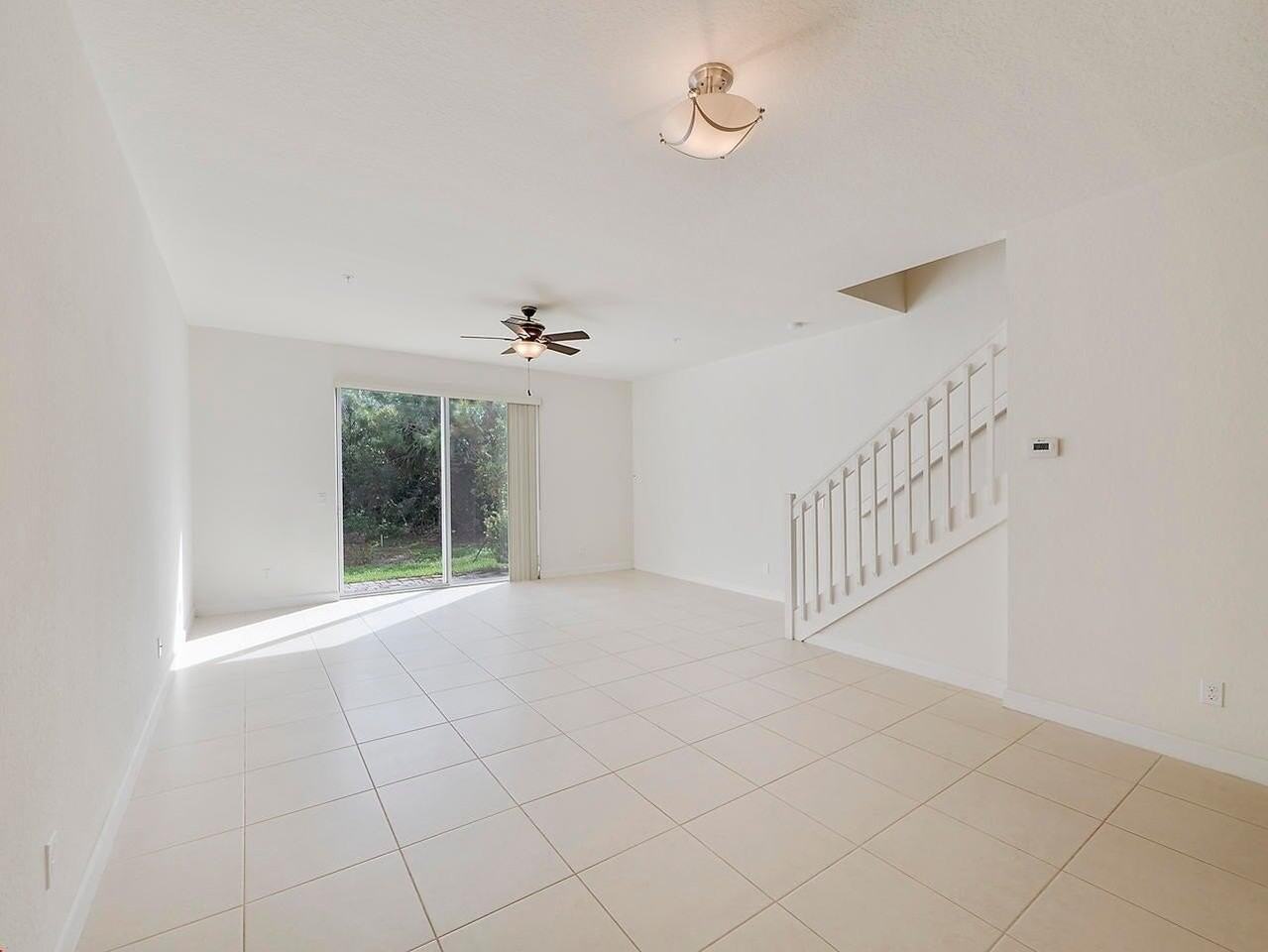 3047 Sw Otter Ln - Photo 6 of 11