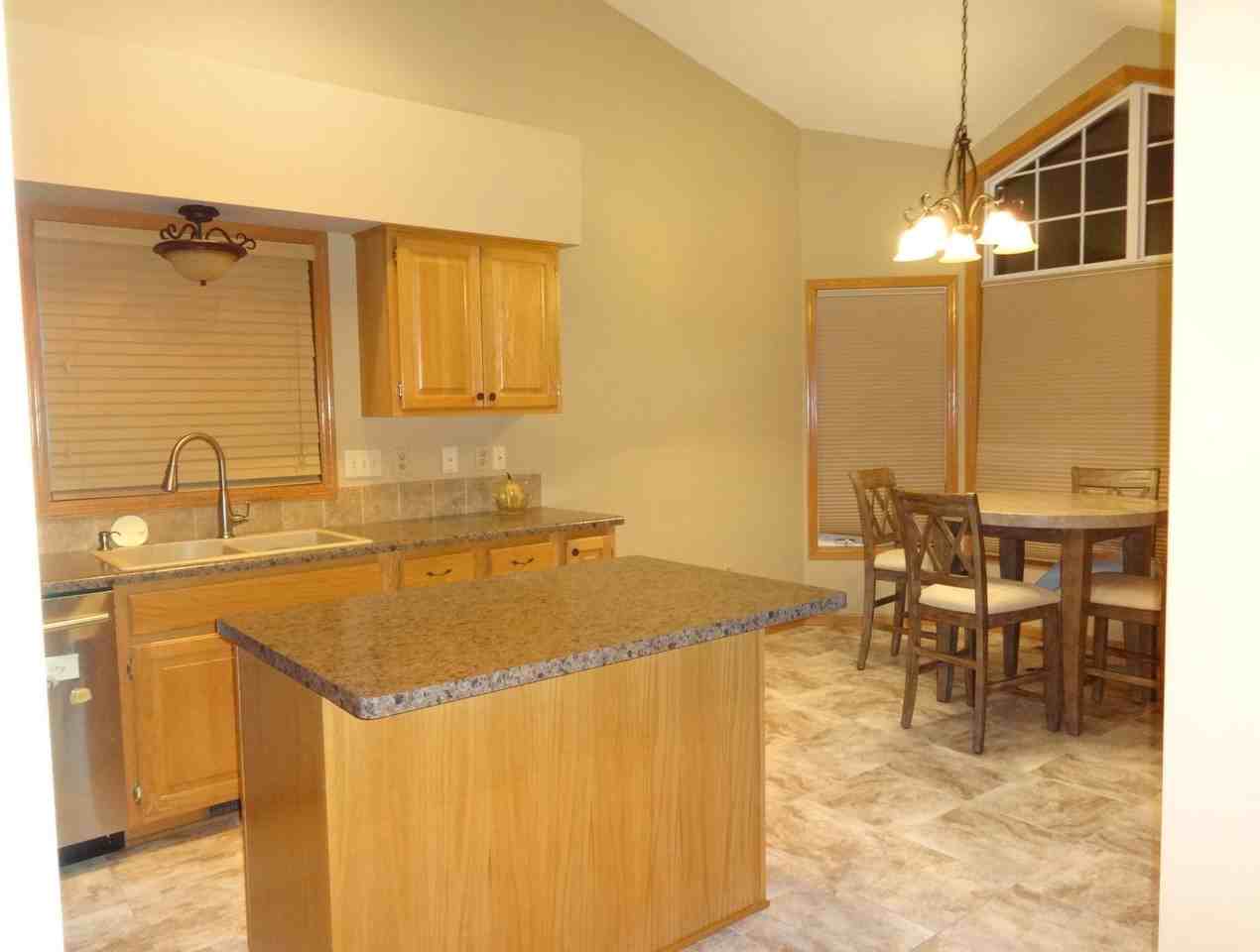 16635 42nd Ave N - Photo 5 of 21