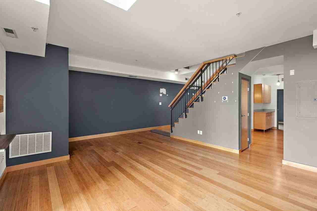 10 E 26th St #311 - Photo 2 of 34